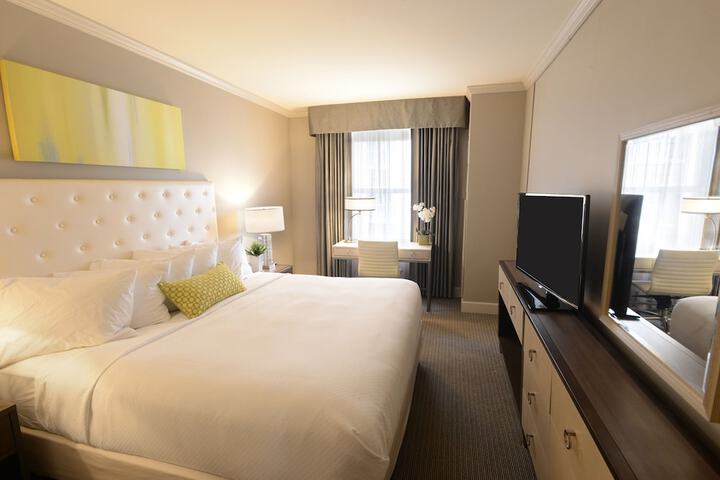 Room 46 of 95