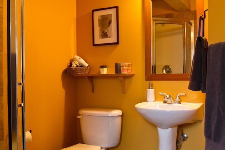 Room 17 of 21