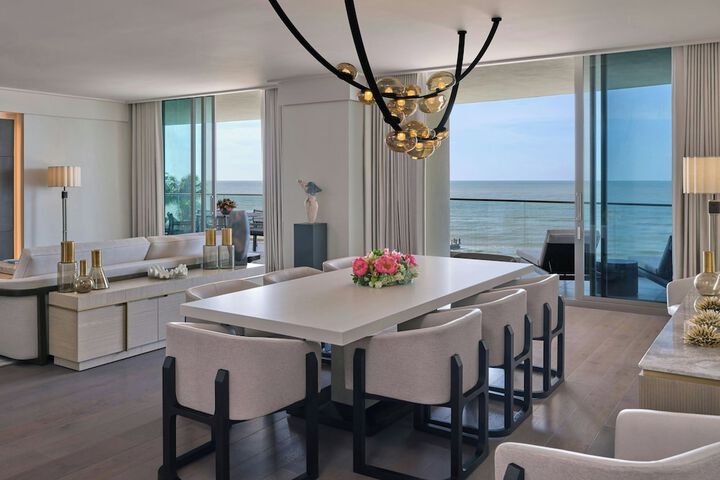 The St. Regis Longboat Key Resort