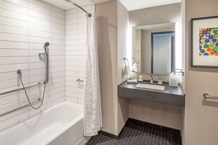 Hilton Des Moines Downtown
