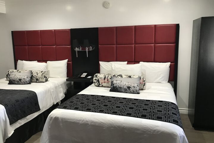 Room 19 of 37