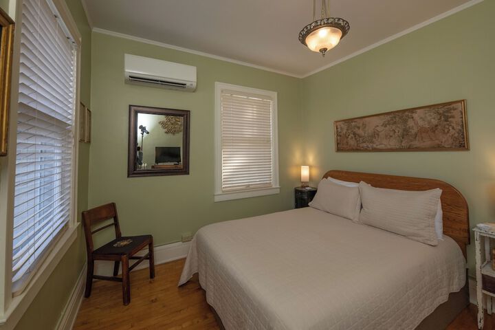 Room 86 of 149