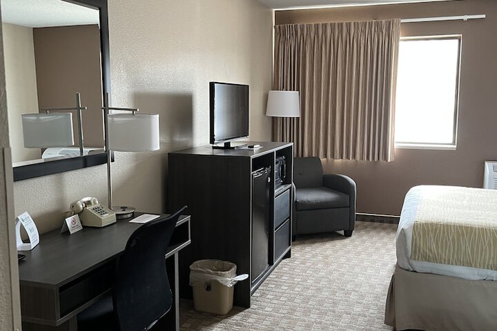 Room 16 of 26