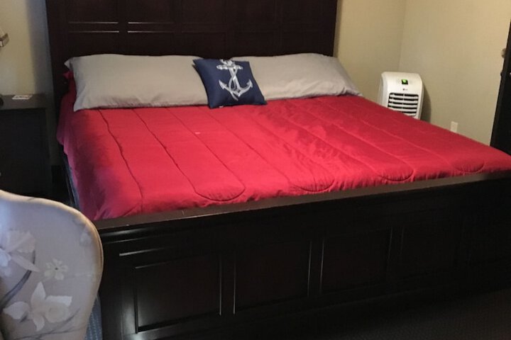 Room 19 of 41