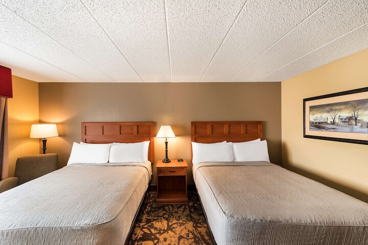 Room 25 of 33