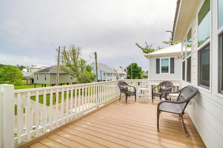 Waveland Vacation Rental w / Private Heated Pool