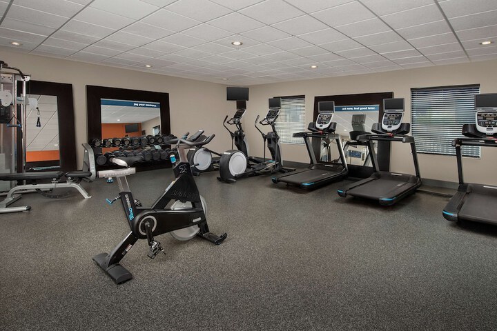 Hampton Inn & Suites Holly Springs