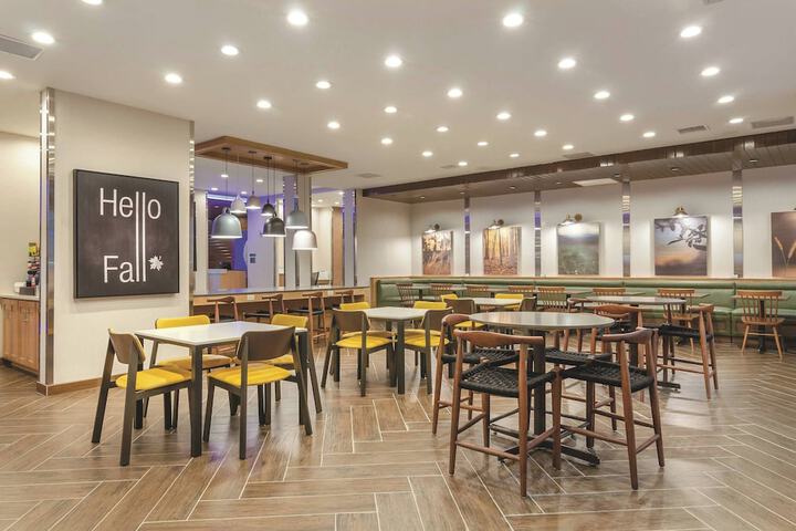 Fairfield Inn & Suites by Marriott Kansas City Shawnee