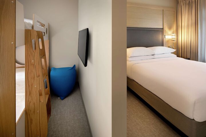 Room 79 of 120