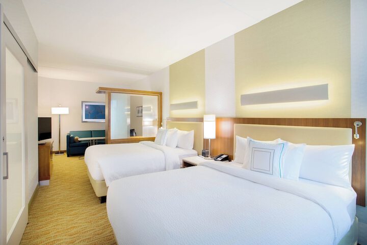Room 16 of 30