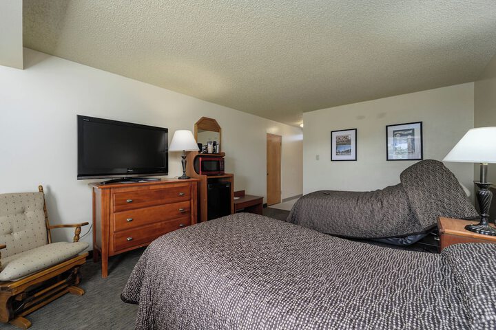 Room 98 of 128