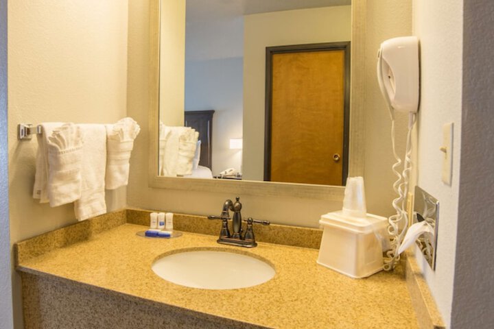 Room 15 of 25