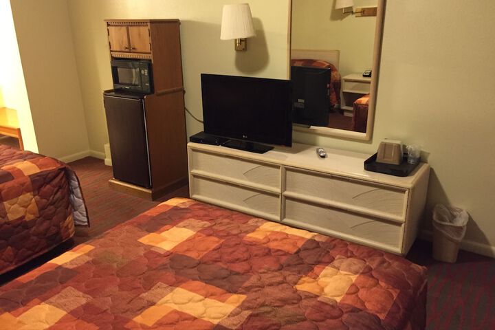 Room 5 of 31