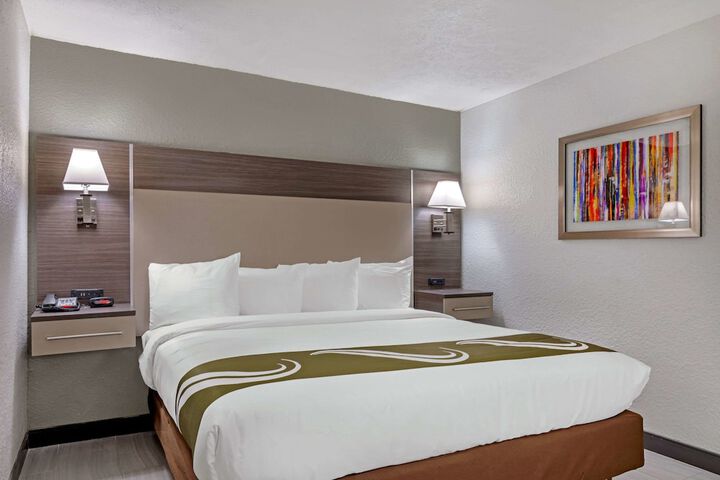 Room 13 of 29