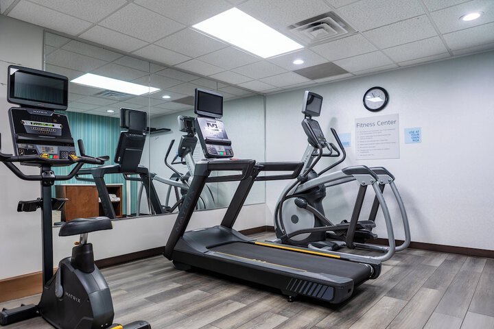 Holiday Inn Express Hotel & Suites Memphis / Germantown by IHG