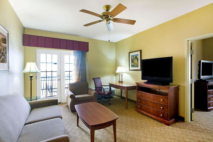 Room 31 of 100