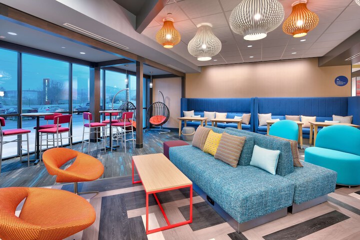 Hotel Interior 12 of 45