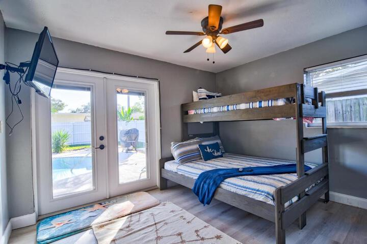 Coral Coastal Retreat