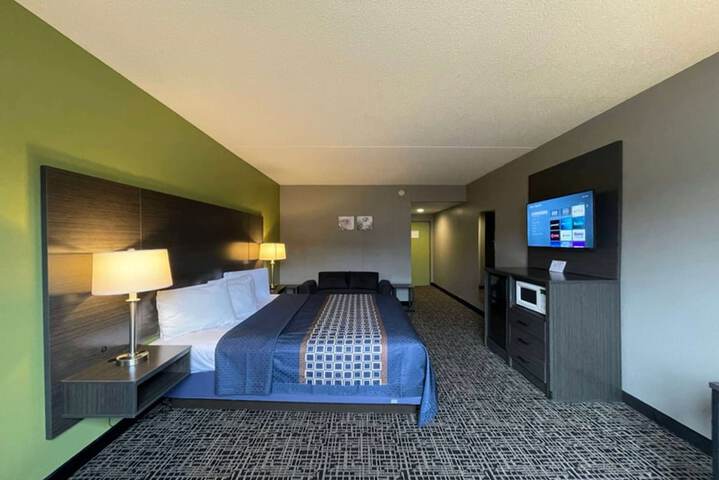 Room 25 of 60