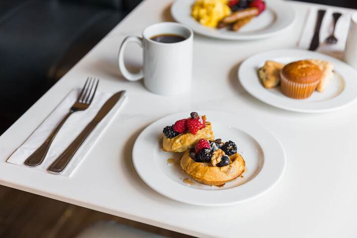 Breakfast/Coffee Service 37 of 44