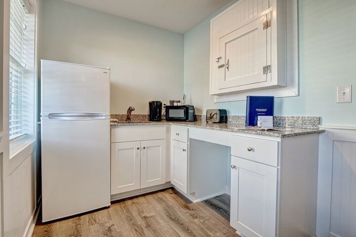 Loggerhead Inn & Suites