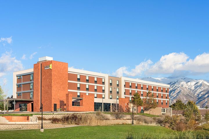 Hotel 3 of 41