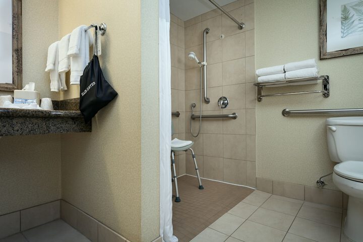 Room 25 of 51