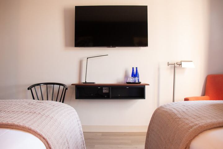 Room 3 of 26