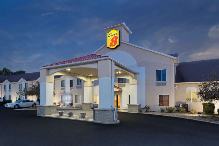 Hotel 2 of 14