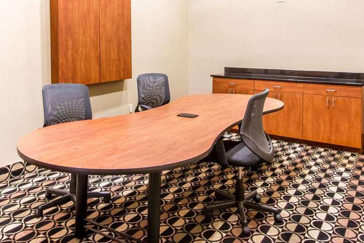QUALITY INN AND SUITES