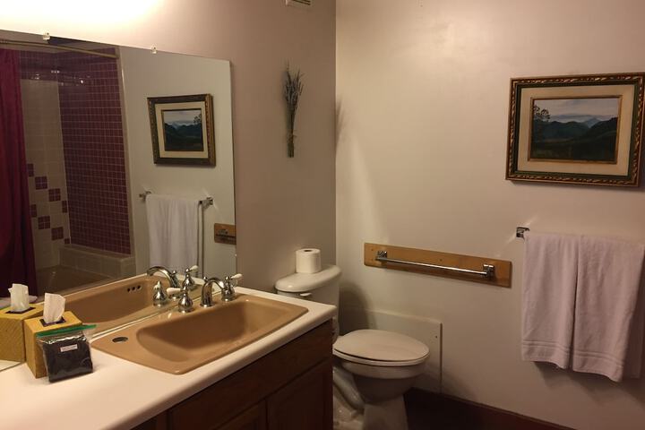 Room 72 of 82