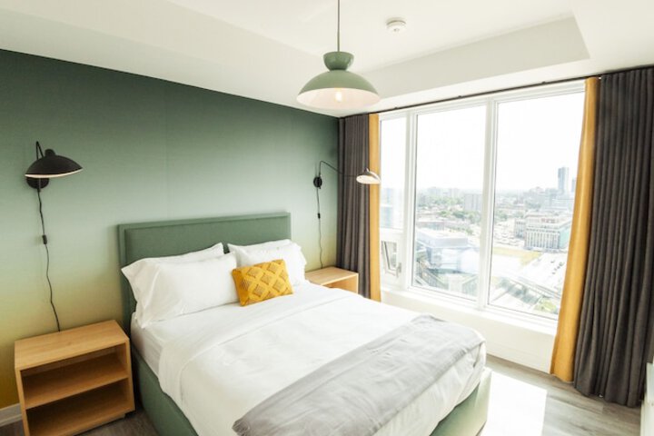Room 37 of 48