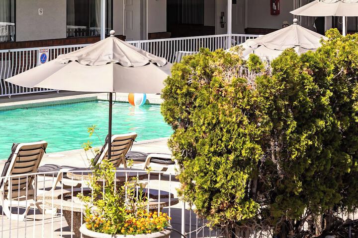 Siesta Suites