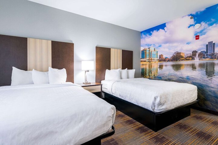 Clarion Pointe Madison Huntsville