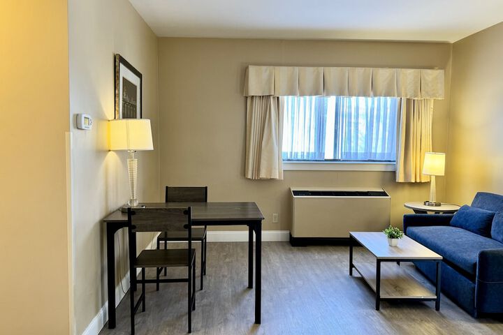 The Boston Hotel