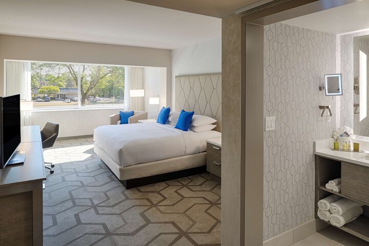 Room 21 of 101