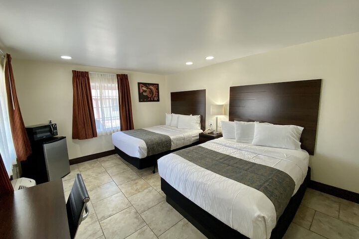 Roswell Inn
