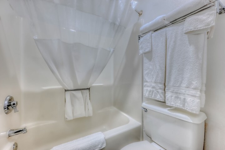 Room 40 of 56