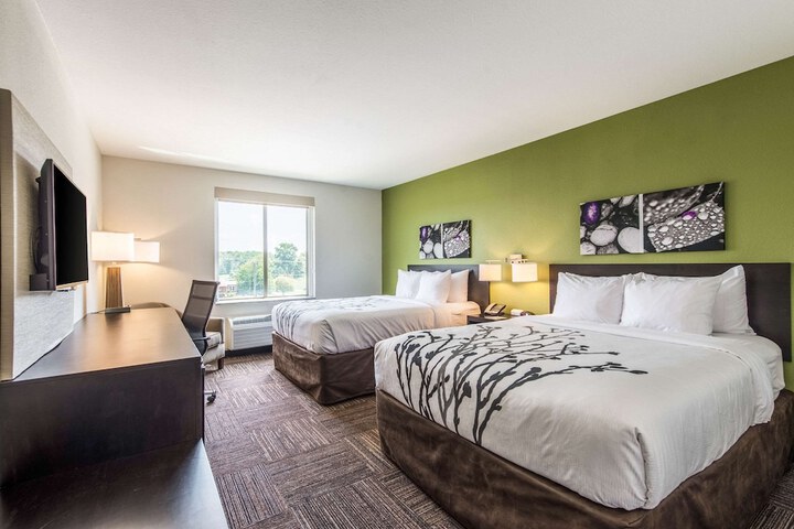 Room 14 of 41