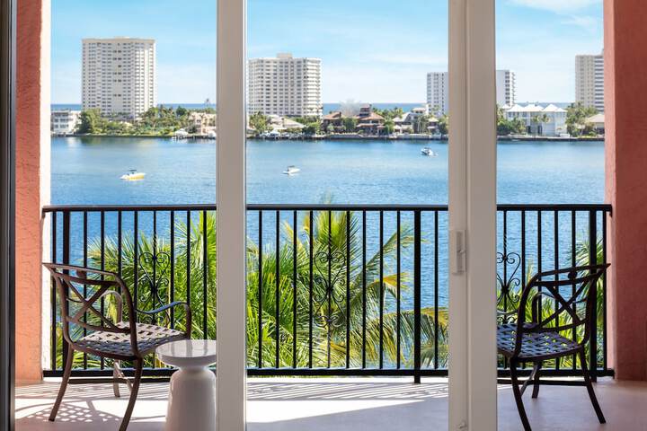 Yacht Club at the Boca Raton (Adults-only)