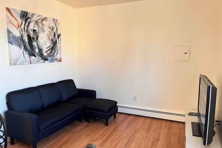 Amazing Three Bedrooms Apartment