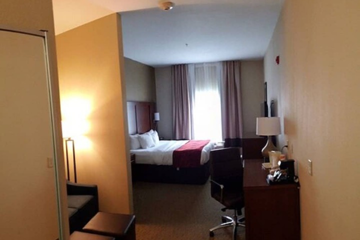 Room 29 of 61