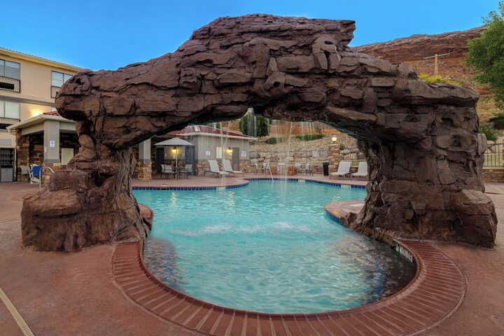 Holiday Inn Express & Suites Moab by IHG