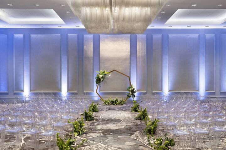 Ballroom/Hall 87 of 94