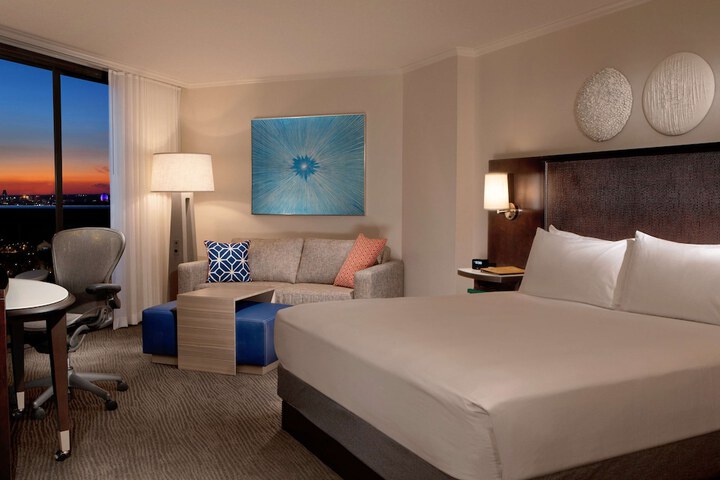 Room 45 of 80