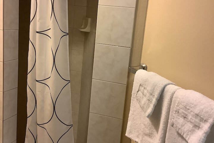 Room 19 of 42