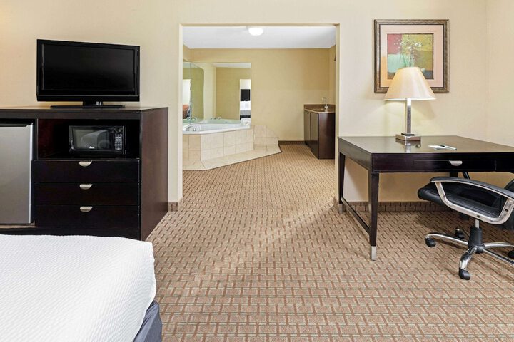 Room 20 of 31