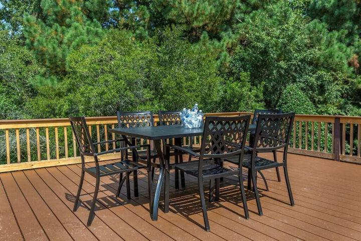Terrace/Patio 60 of 65