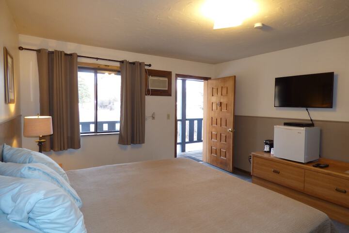 Room 8 of 39