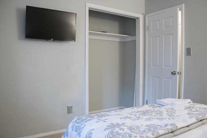 Room 15 of 19